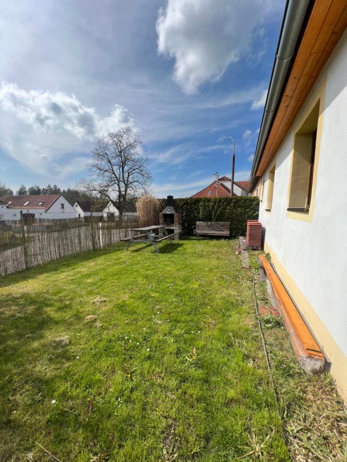Ubytování U Tří Sluníček Staňkov Stankov  Exterior foto
